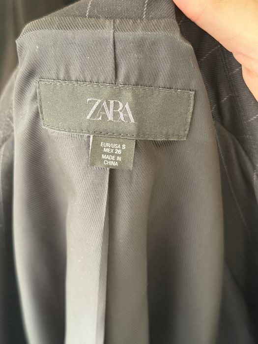 піджак Zara в ідеальному стані