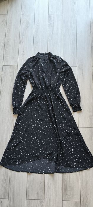 Sukienka damska elegancka czarna w  drobne kwiaty