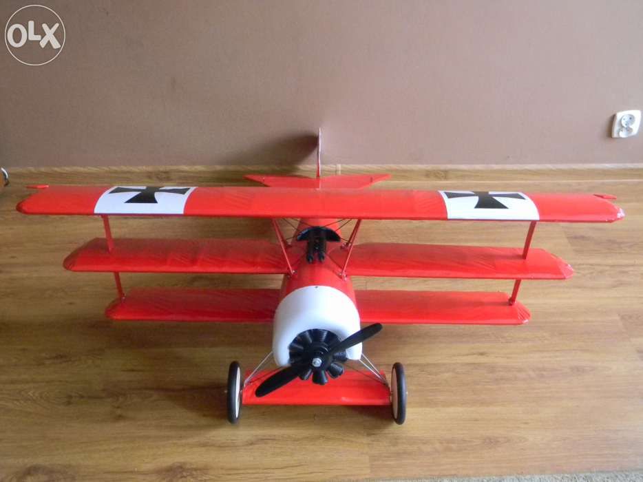 model samolotu foker dr.1 czerwony baron