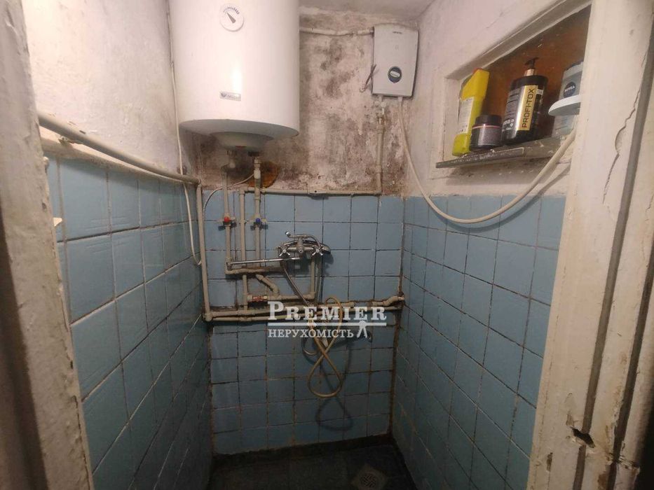 Продається простора кімната у м. Чорноморськ