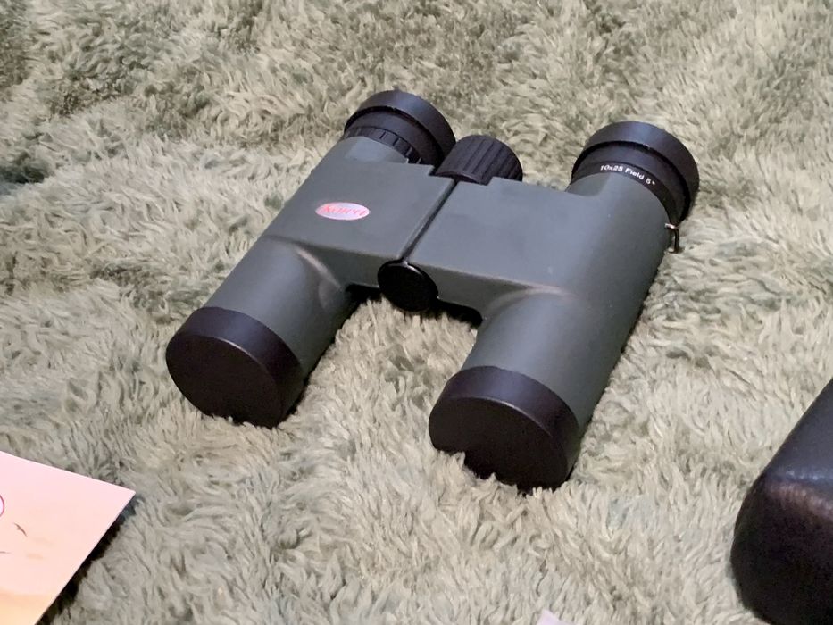 Lornetka Kowa 10x25 BD nowa made in Japan