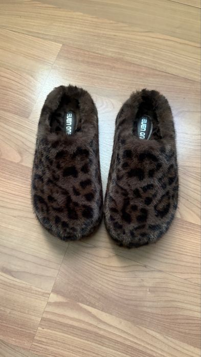 Меховие тапки тапочки зима