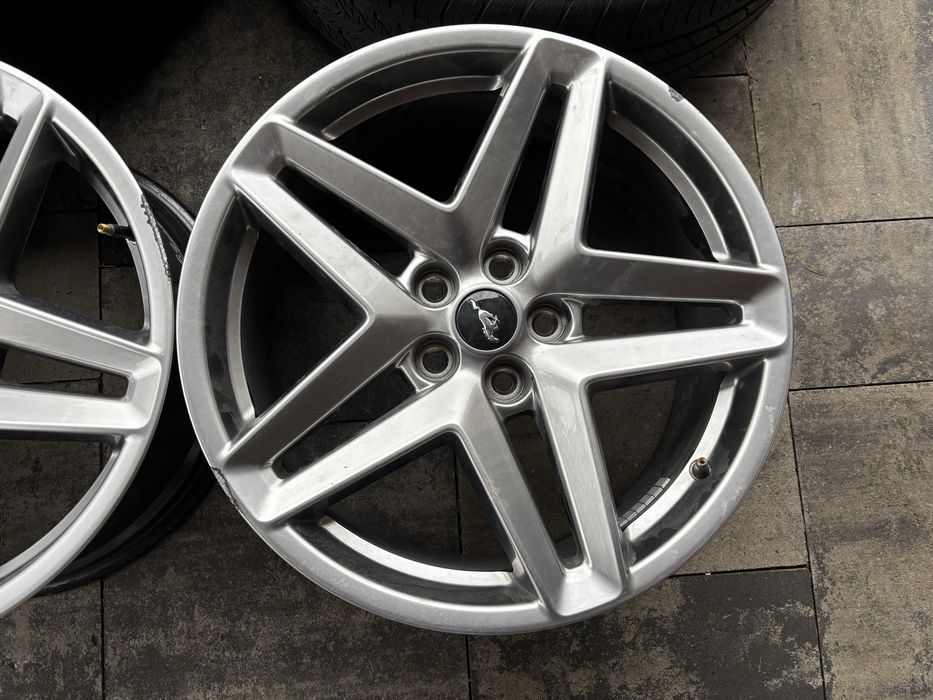 Felgi Ford Mustang GT OEM R19