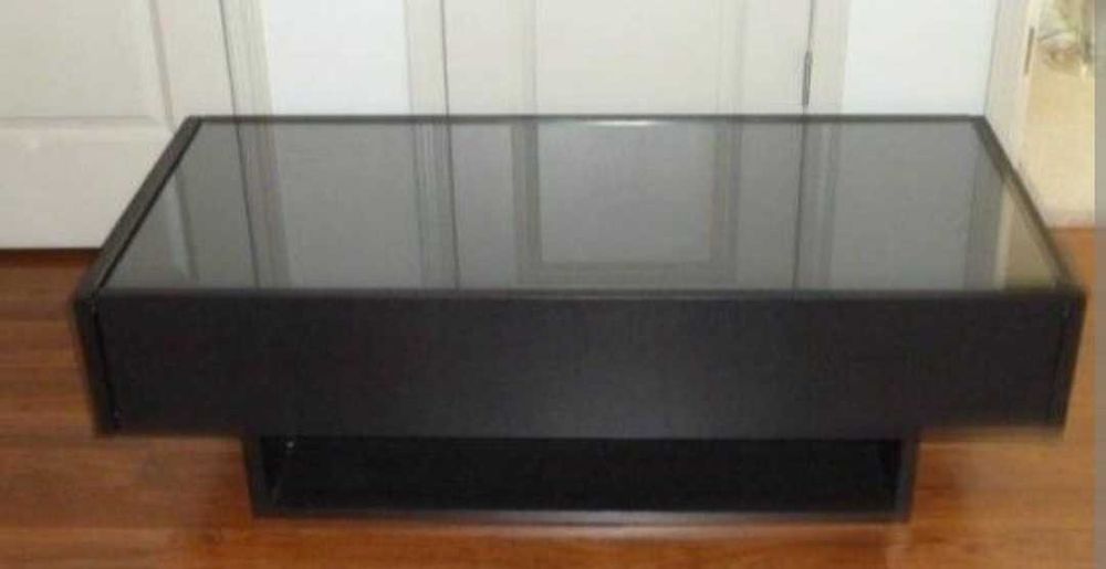 Mesa centro com vidro
