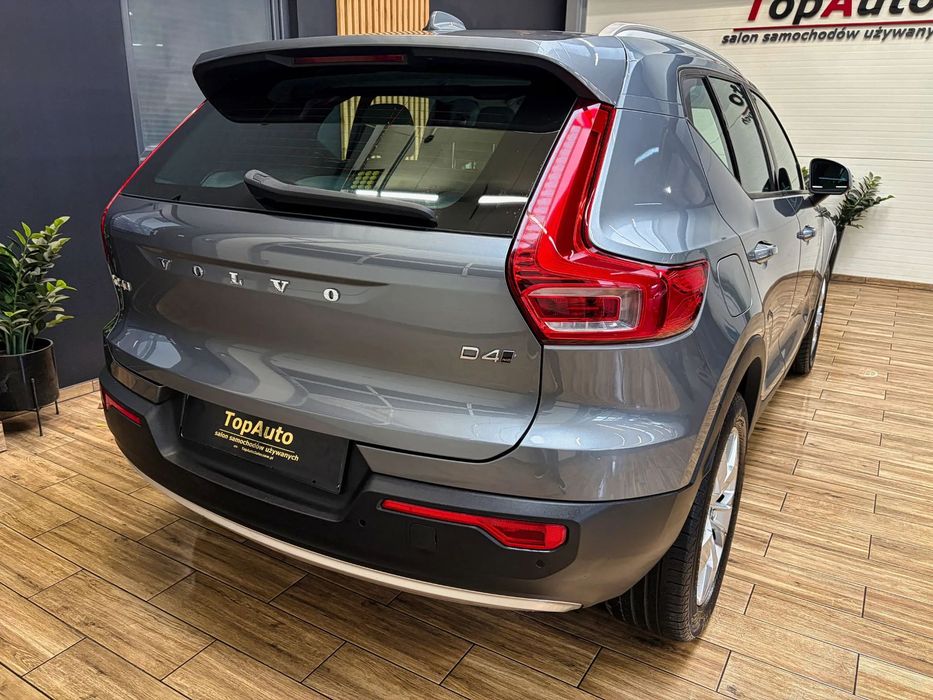 Volvo XC 40 D4 * AWD * SKÓRA * ZAREJESTROWANA * 190KM *navi* ACC *