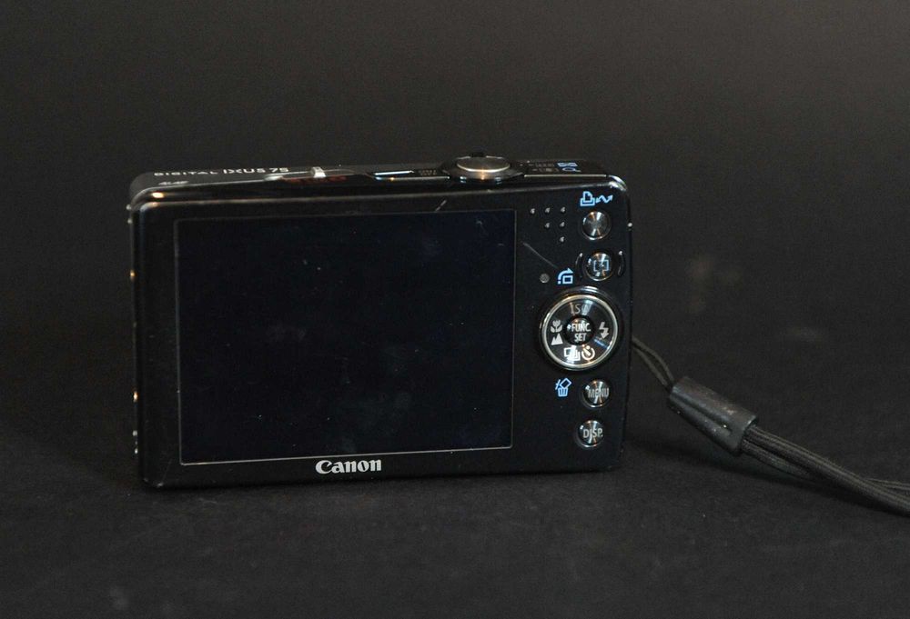 Máquina fotográfica Canon Ixus 75