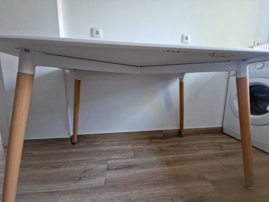 Mesa de Jantar Retangular + Conjunto de 4 Cadeiras Brancas