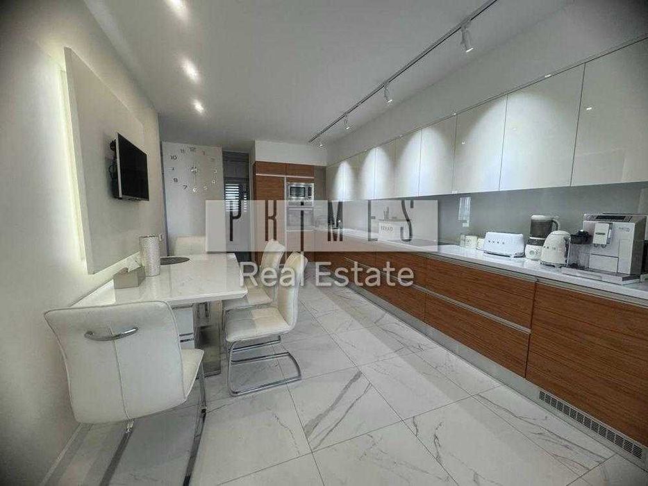 Продаж 3-кімнатної квартири 107 м² Лук'янівка, вул. Казарменна