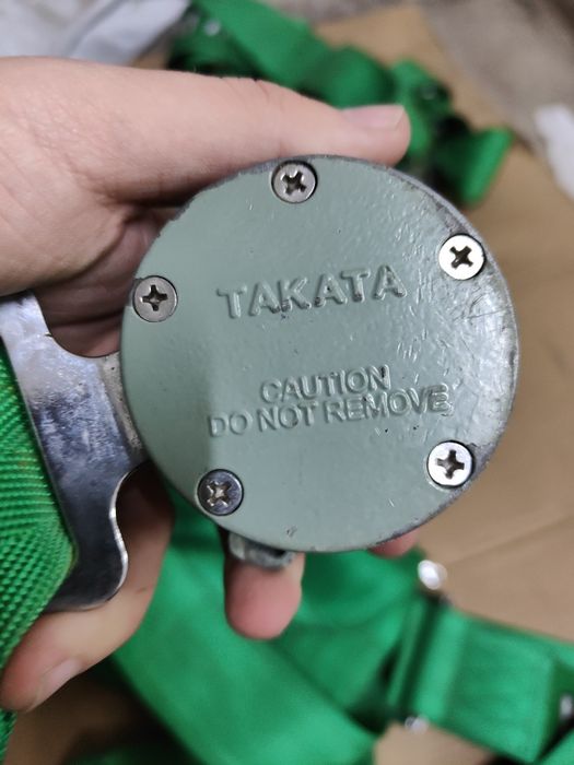 Ремни безопасности TAKATA и Sabelt