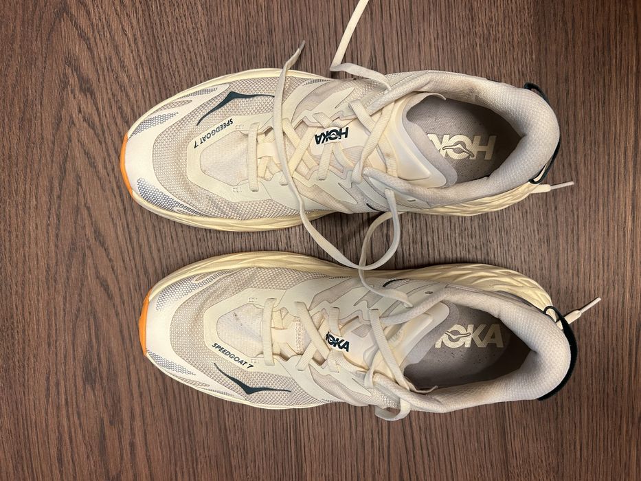 Hoka Speedgoat 7