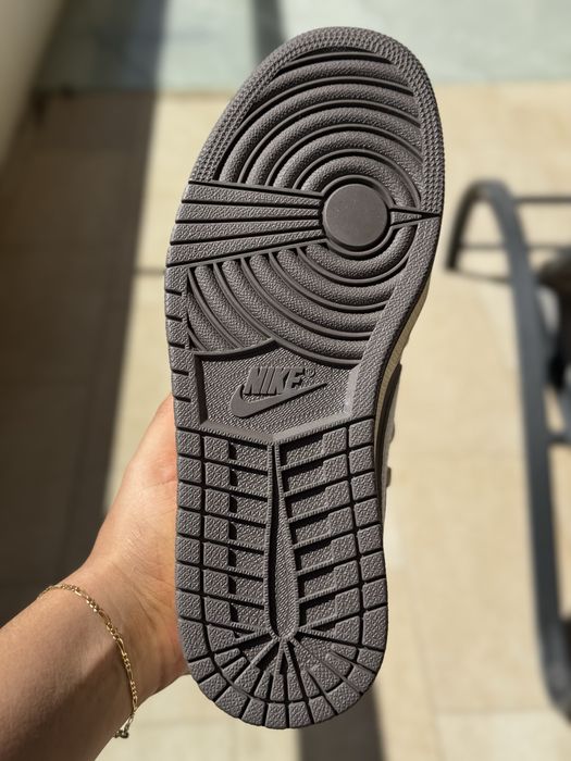 Travis Scott Reverse Mocha
