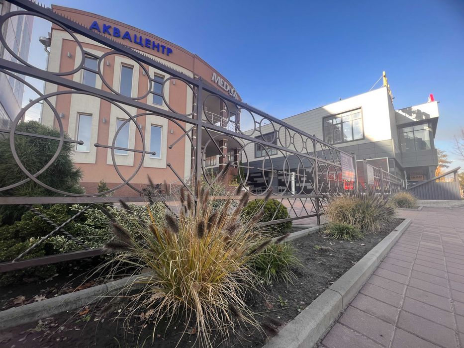 ТЕРМИНОВО! 3-кімнатна на Митниці біля Дніпра