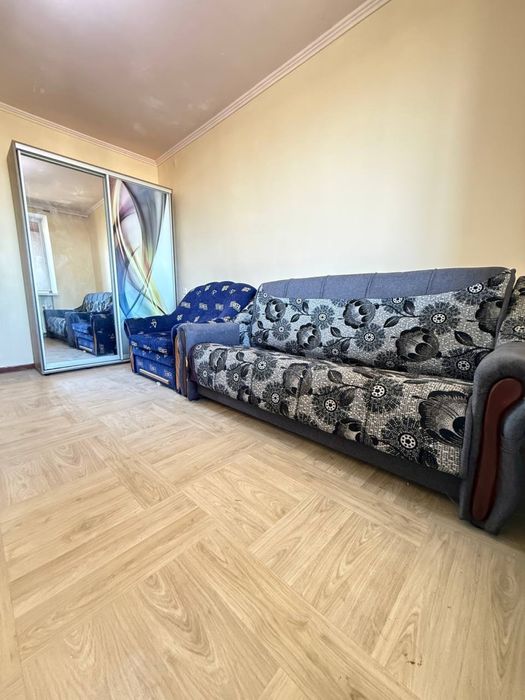 Здам гостинку без виселення та підвищення ціни