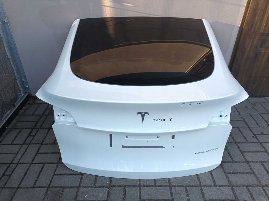 Tesla Model Y ляда кришка багажника рест дорест