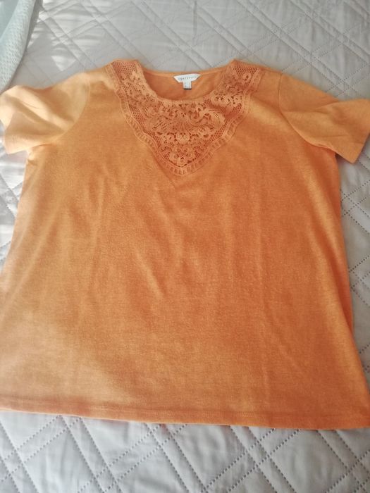 T-shirt da cortefiel com renda à frente