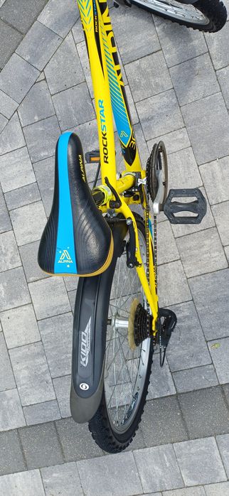 Rower młodzieżowy Alpina Rock Star 24" – amortyzator, błotniki, stan bardzo dobry