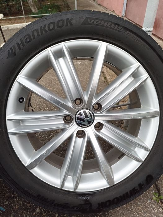 Комплект 235/50 R18  5/112 Tiguan
