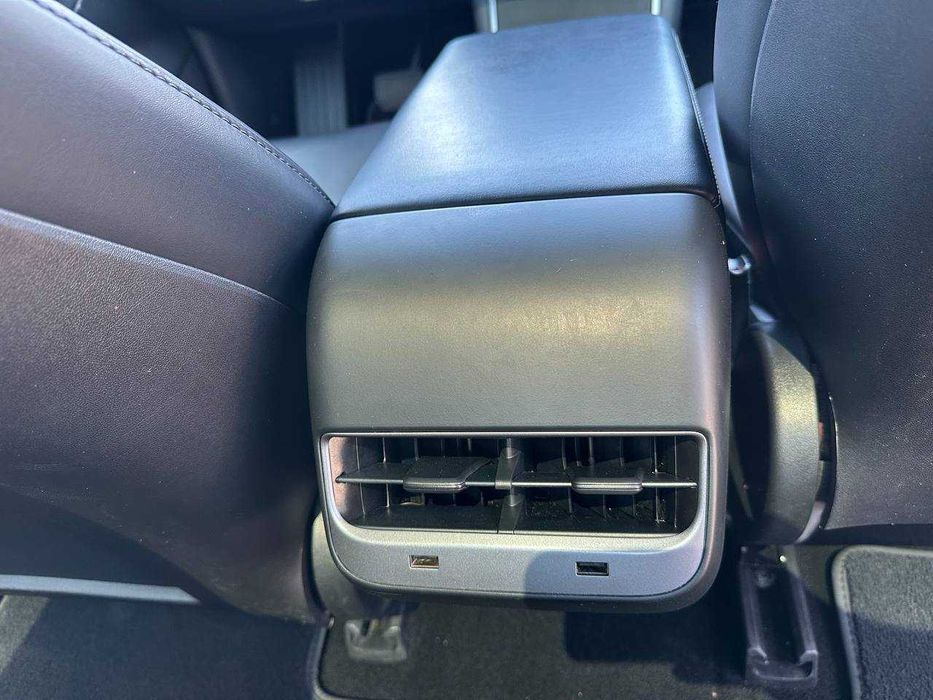 Tesla model 3 Long rang Dual motor 4х4 2019 3.6 s