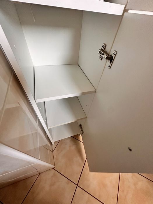 Słupek i szafka 60 cm