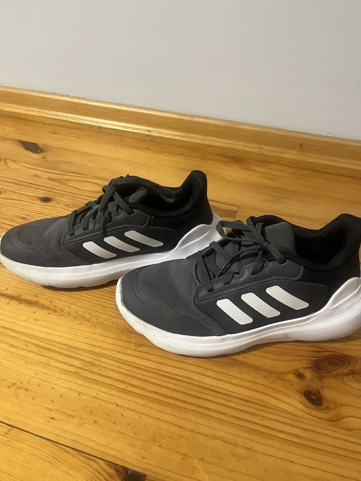 Кросівки  Adidas супер легкі 37 розмір