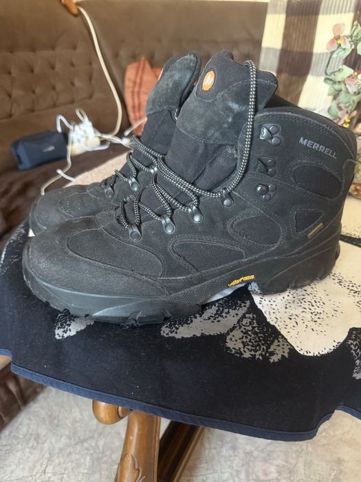 Ботики зимние на сильный холод