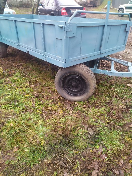 Причіп тракторний