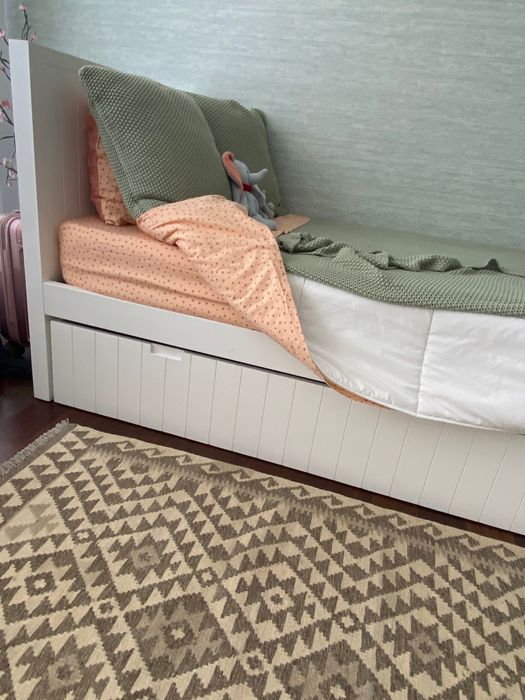 Cama criança lacada branca ripas com gavetão + 1 colchão
