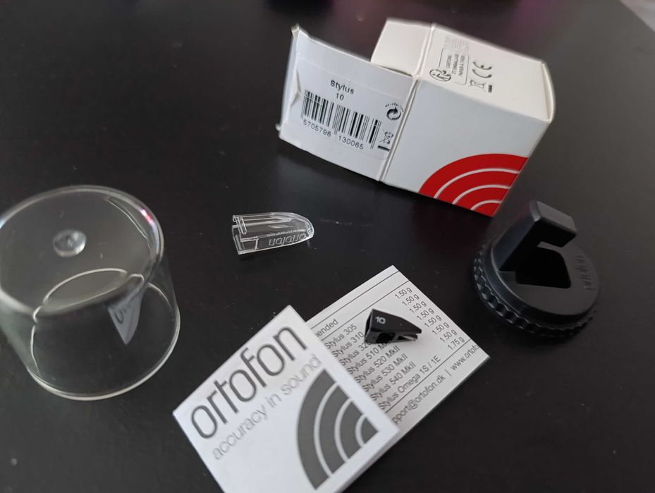 Ortofon Stylus 10 (elliptical diamond tip) Like new, used for approximately 1 hour