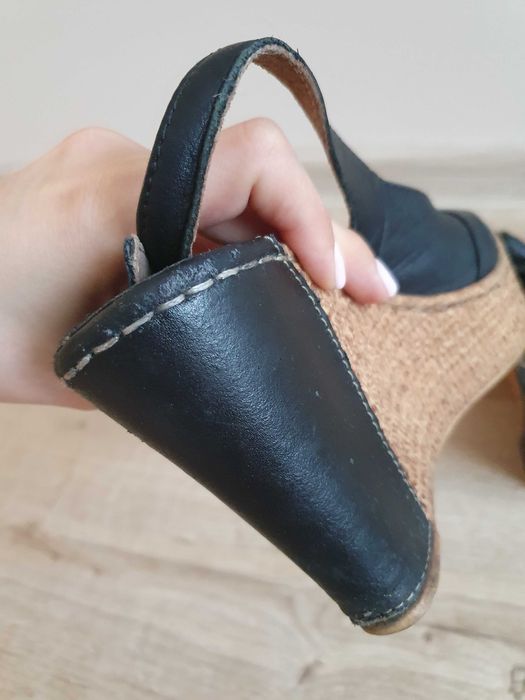 Sandały damskie na koturnie, Lasocki, rozm. 36