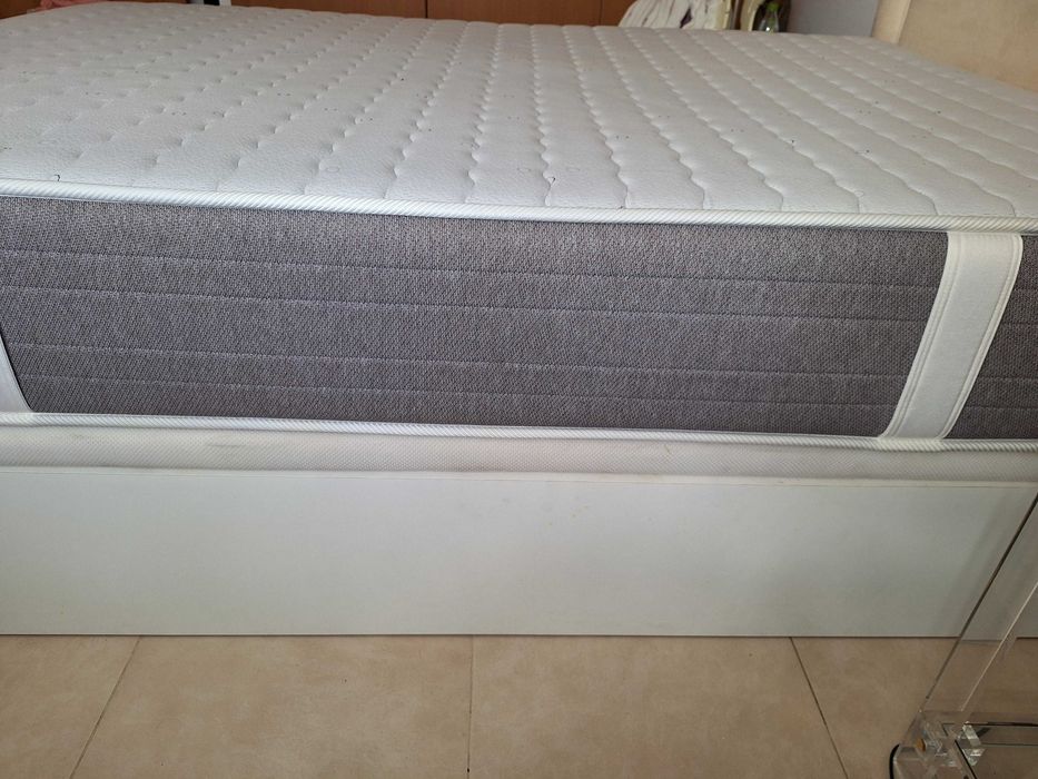 Sommier com arrumação