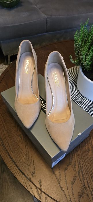 Buty beżowe Venezia 40