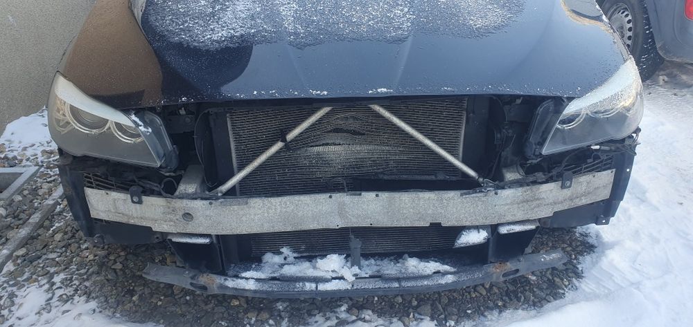 Bmw f11 lekko  uszkodzony sprzedam