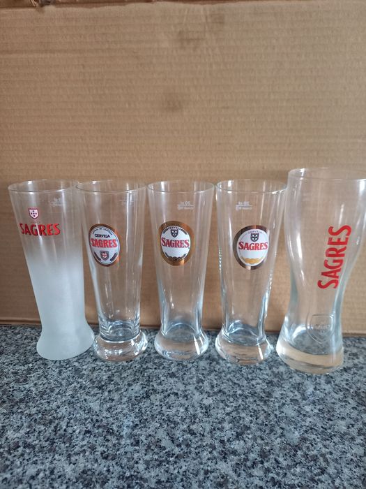 Copos. Cerveja. Sagres. Diferentes