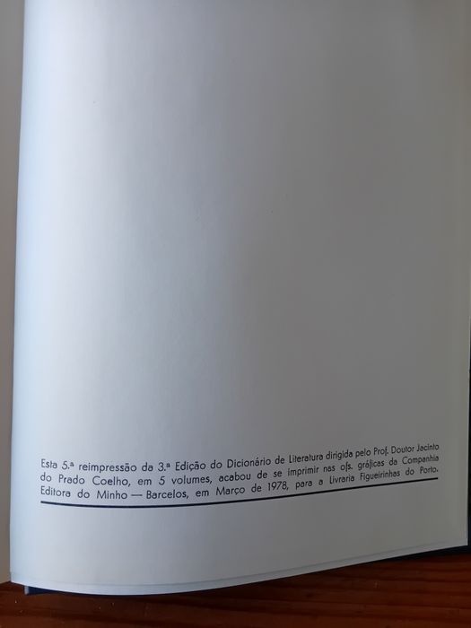 Dicionário de Literatura