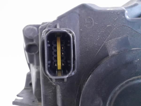 Ótica / farol esquerda PEUGEOT 508 SW