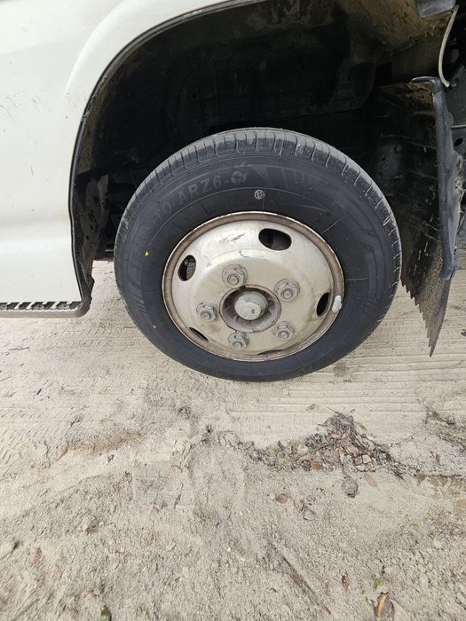 Isuzu nkr  3.1 diesel
