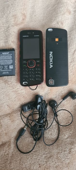 Telefon NOKIA RM-411 Xpress Musik i Nokia E-52