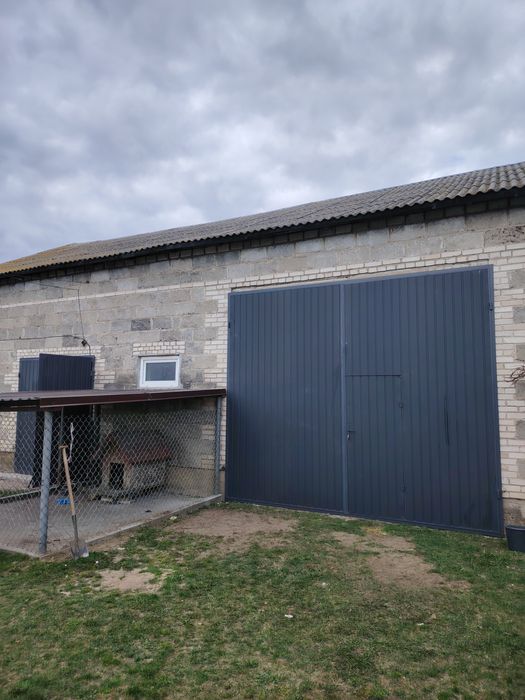 Drzwi wrota wierzeje