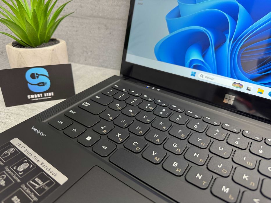 Сенсорний ноутбук Gateway GWTC71427-BK 14"/i7-1255U/256gb ssd/Iris Xe