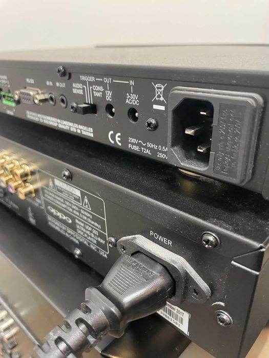 Kino domowe  głośnik centralny subwoofer bas końcówka