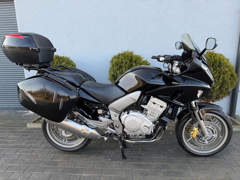 Honda CBF CBF 1000  ABS 2006 rok   tylko 17tyś kilometrów   BEZWYPADEK   Raty