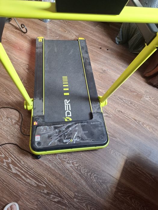 Bieżnia  Thunder  impact lime