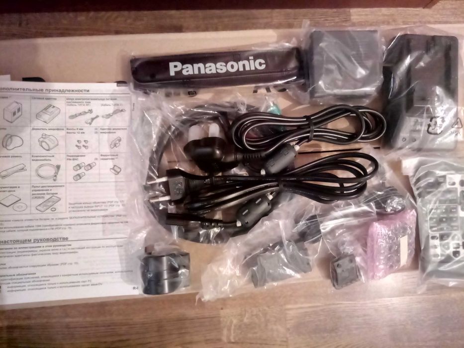 Профессиональная видеокамера Panasonic AG-HVX204AER; НА 2-sim