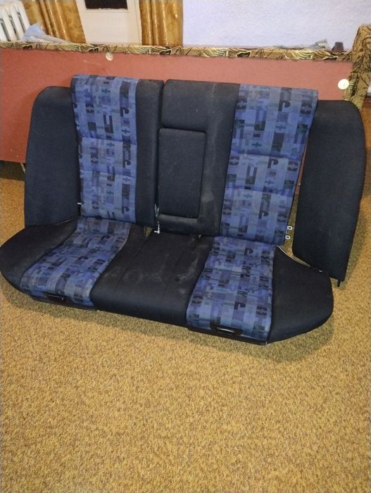 Задні дитячі крісла w 202