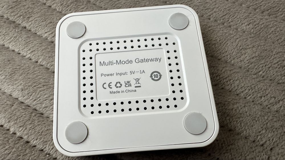 Bramka Zigbee 3.0 TUYA Centralka mostek WIFI SMART