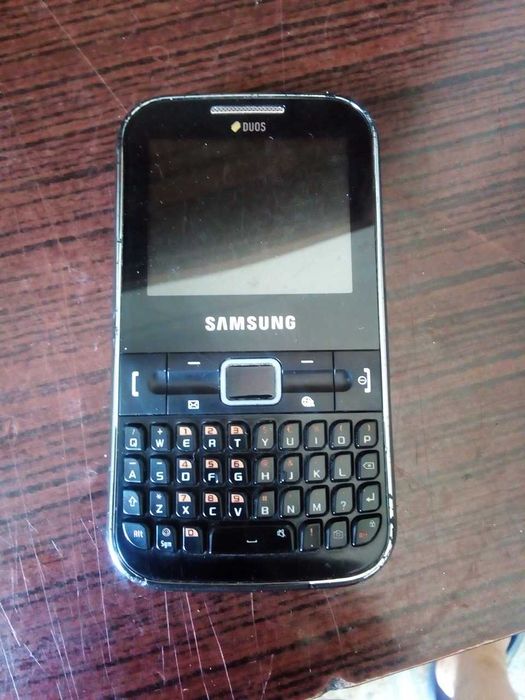 Telemóvel Samsung Duos GT C3222, em bom estado de conservação!