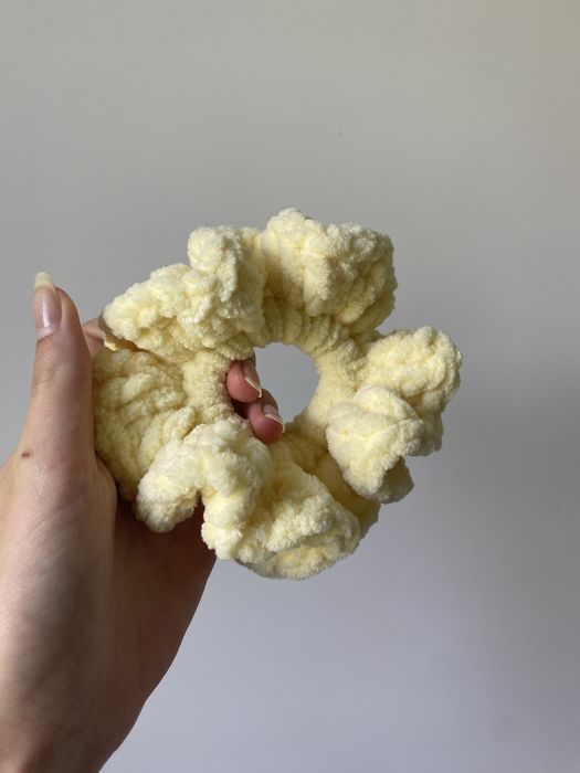 Резинки ,для волосся,плюшеві,мʼякі ,плюшеві резинки, кольорові