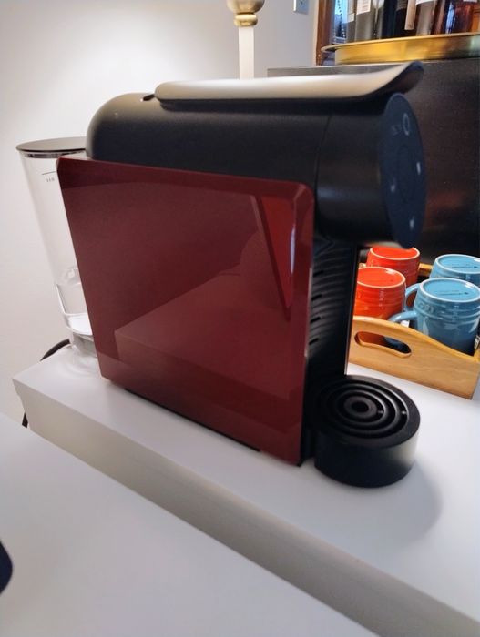 Delta Red Coffee Maker514773782773770243