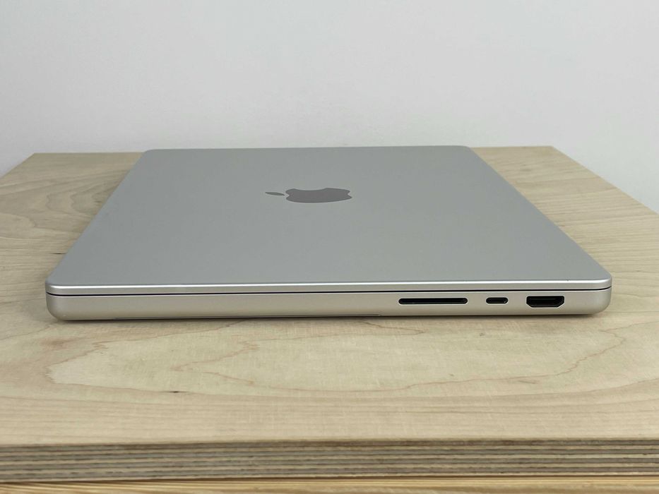 2023 MacBook Pro A2992 14" M3 PRO 36GB 1000GB