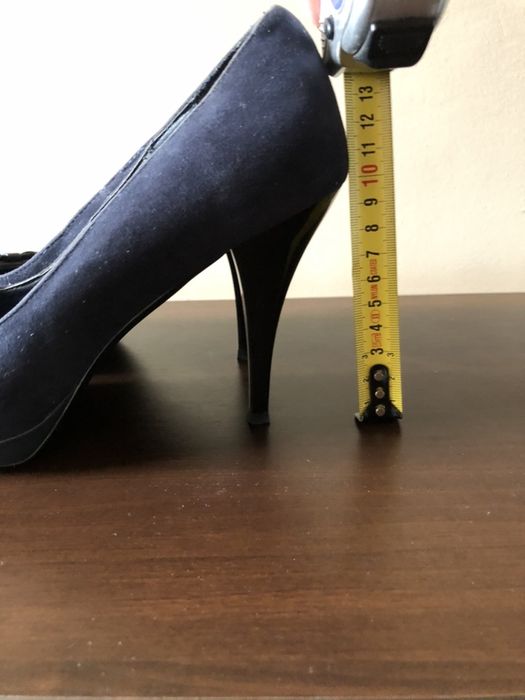 Granatowe szpilki CCC JENNIFER. Roz. 39 wys ok 10 cm